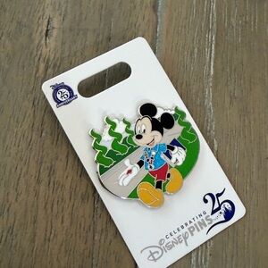 2025 Disney Parks Mickey Mouse Walking with Lanyard, Pin, and Book Pin -25 Years
